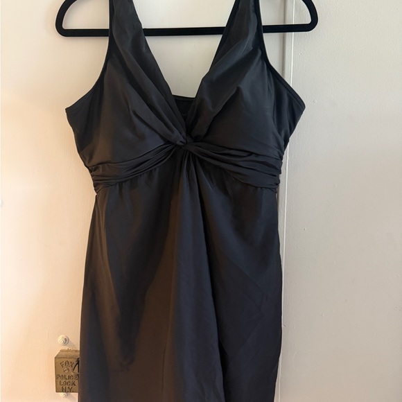 Miraclesuit Black One-Piece Swimdress Swimsuit - Picture 2 of 3